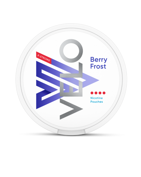 Schachtel mit Velo Berry Frost X-Strong Nikotinbeuteln in der Vorderansicht