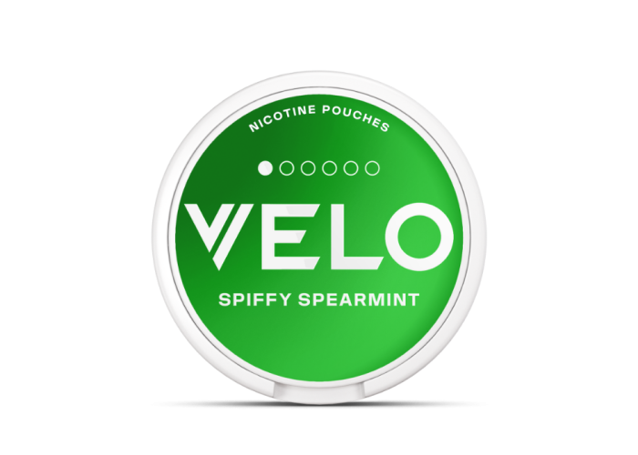 VELO Spiffy Spearmint MINI format nicotine pouch can lightest intensity, front view
